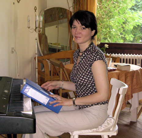 Anna Stanimak, Pianistin