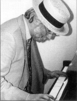 Helmut am Klavier